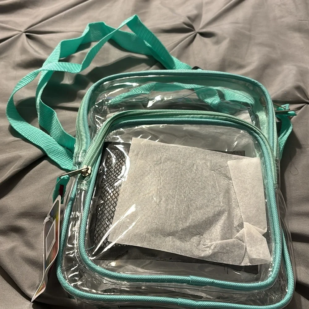 Stadium ready, clear and mint green crossbody! - Picture 2 of 6